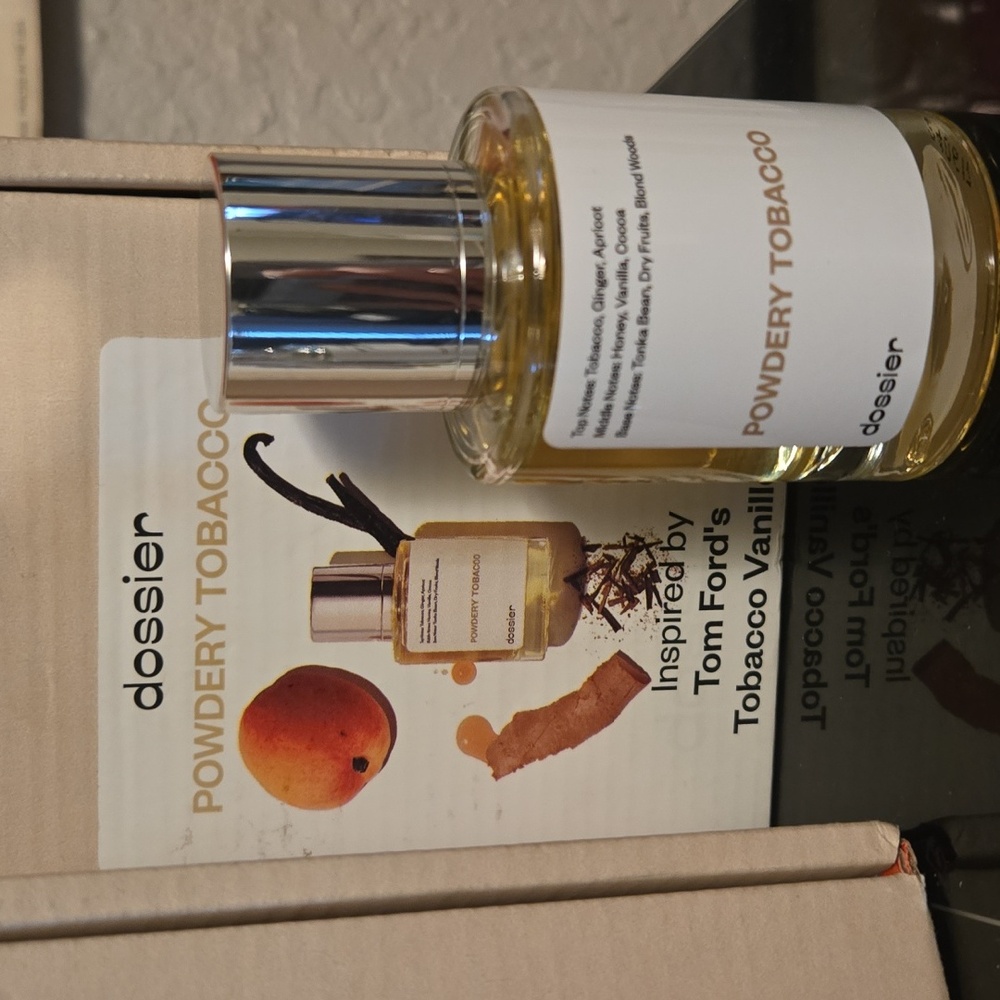 Dossier Woody Sandalwood and Powdery Tobacco Fragrance Eau De Parfum-50ml/ 1.7oz - Picture 3 of 10